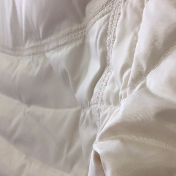 Eddie Bauer goose-down jacket - Picture 8 of 8